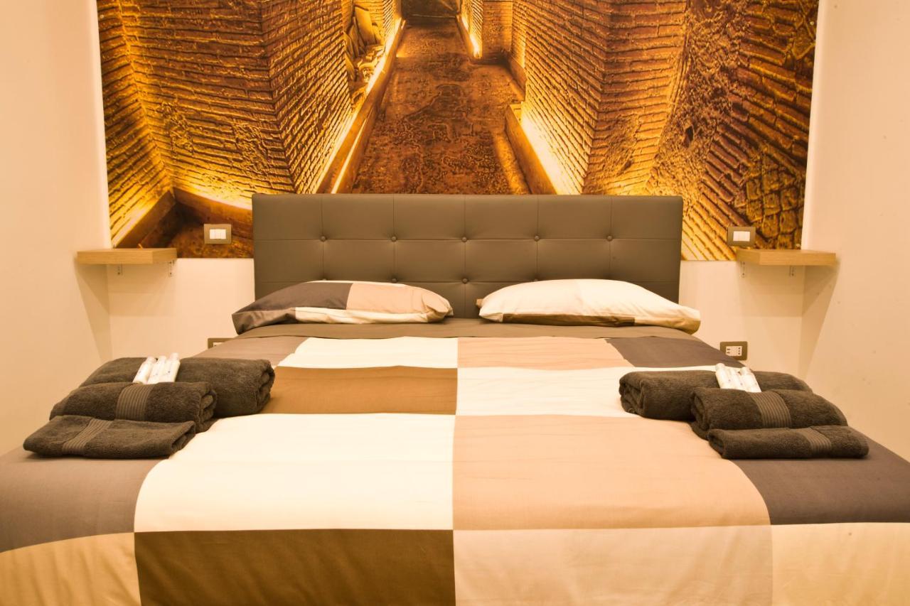 Sotterranea Con Vasca Idromassaggio Appartement Napels