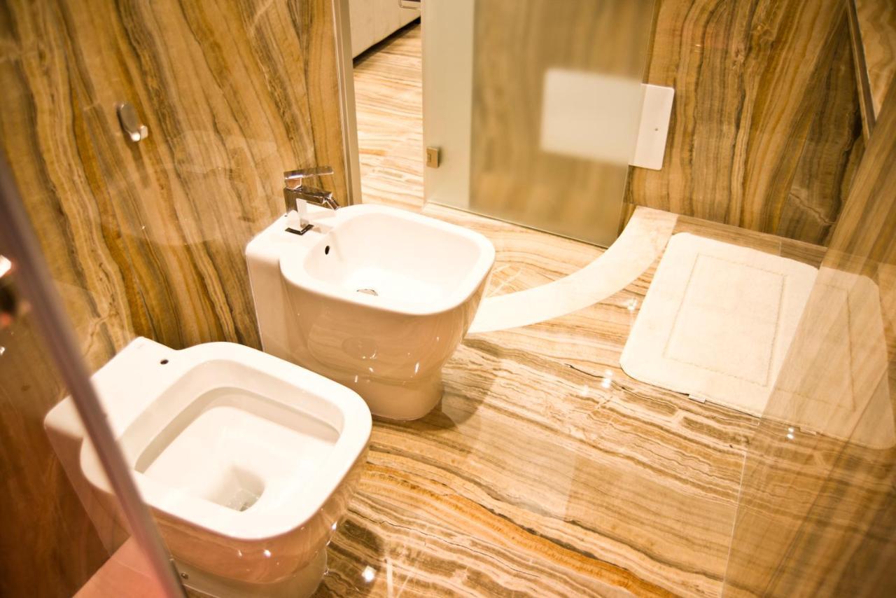 Appartement Sotterranea Con Vasca Idromassaggio Naples