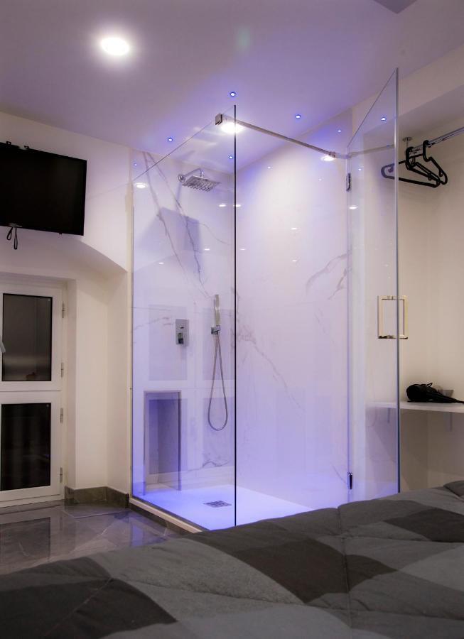 Sotterranea Con Vasca Idromassaggio Appartement Naples